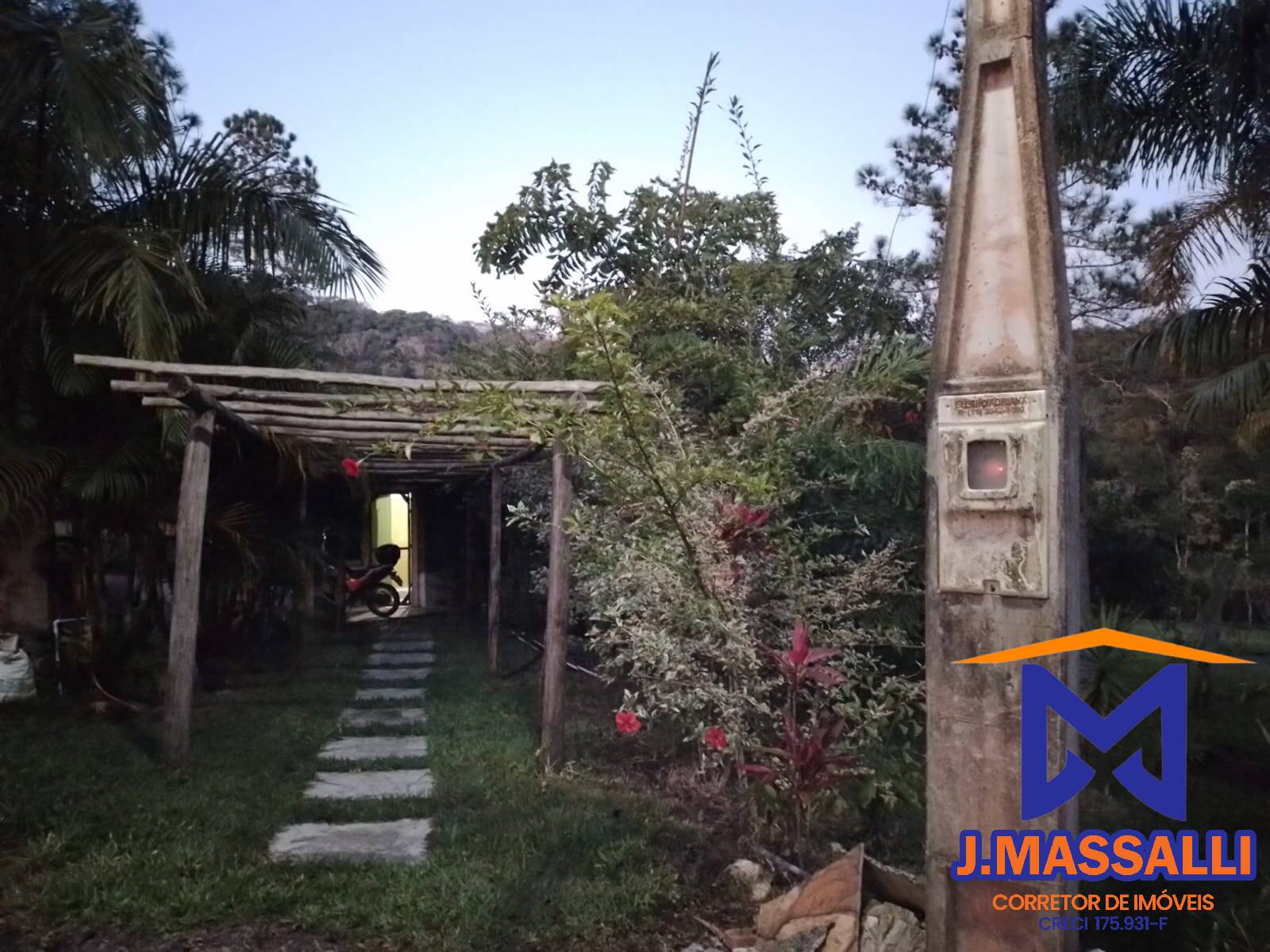 Sítio à venda com 2 quartos, 10m² - Foto 16