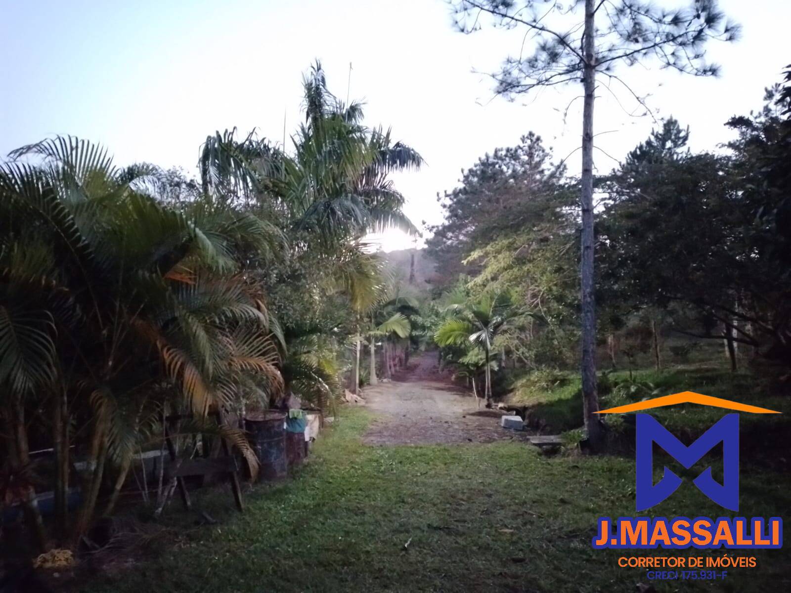 Sítio à venda com 2 quartos, 10m² - Foto 24