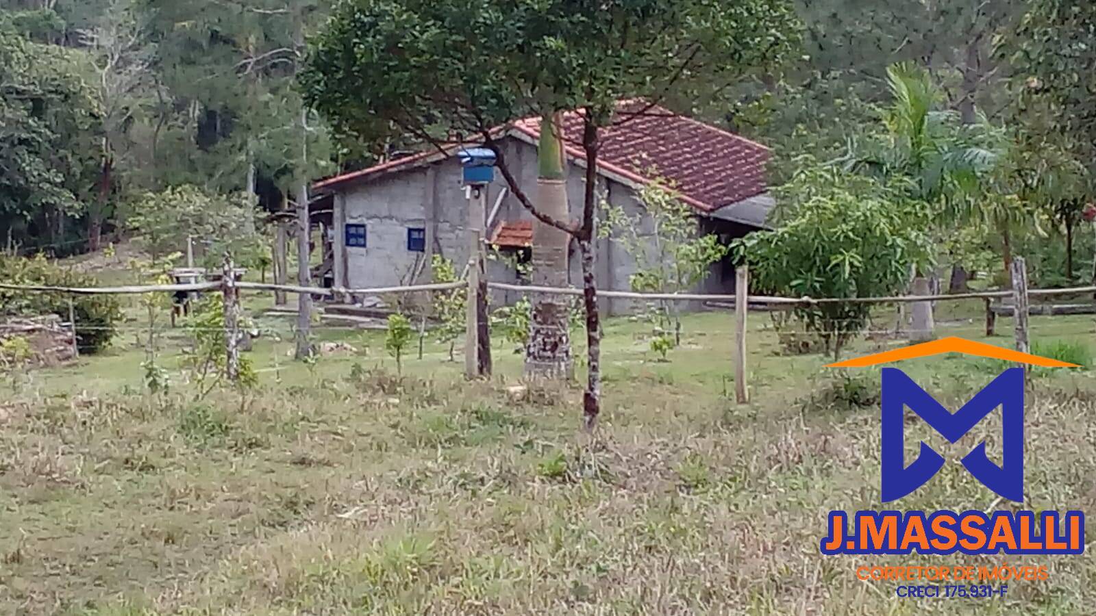 Sítio à venda com 2 quartos, 10m² - Foto 33